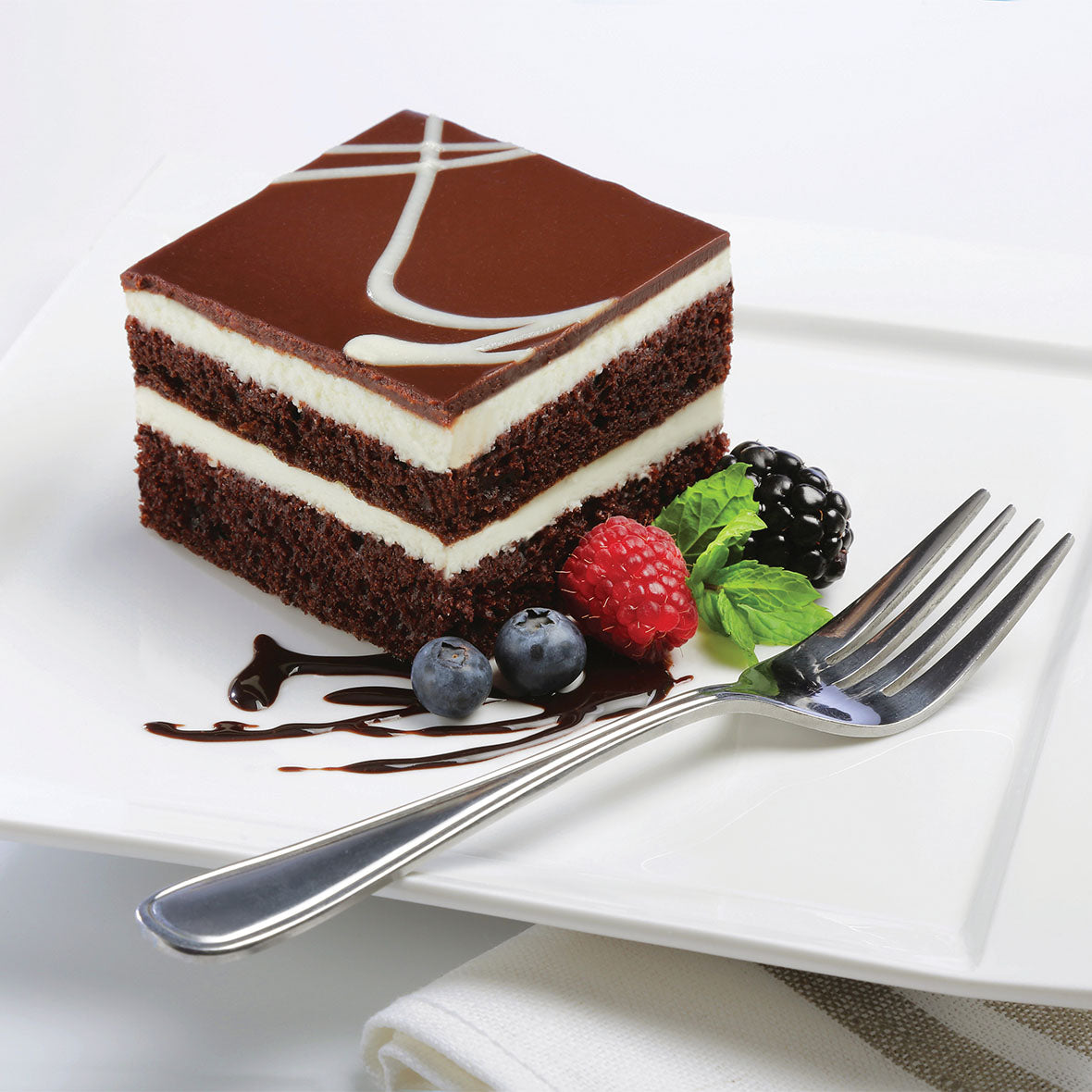 Dreamin' of Chocolate: Two-Layer GF Chocolate Cake