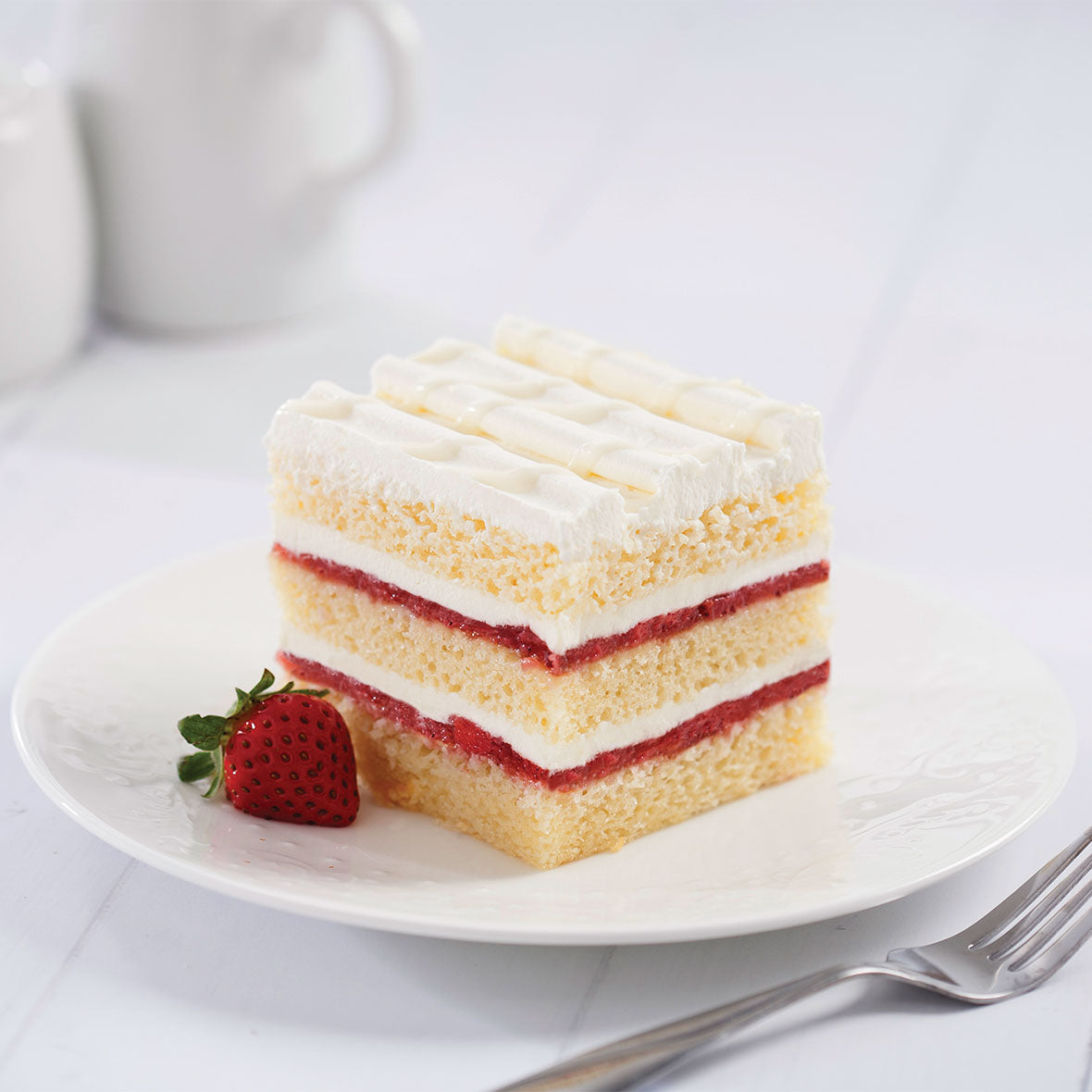 Dreamin’ of Strawberries: GF White Chocolate Shortcake